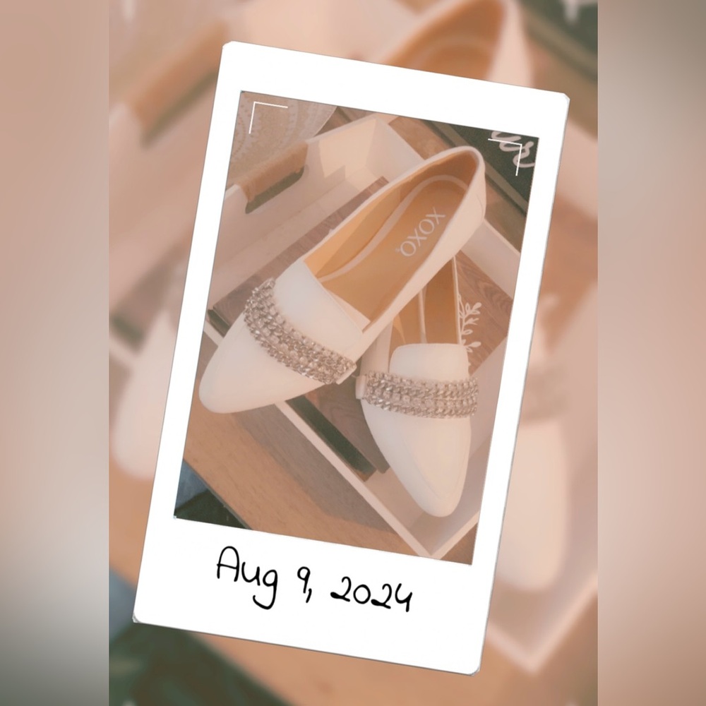 Xoxo Women White Loafers w/silver bling straps- NWT- Size 9.5